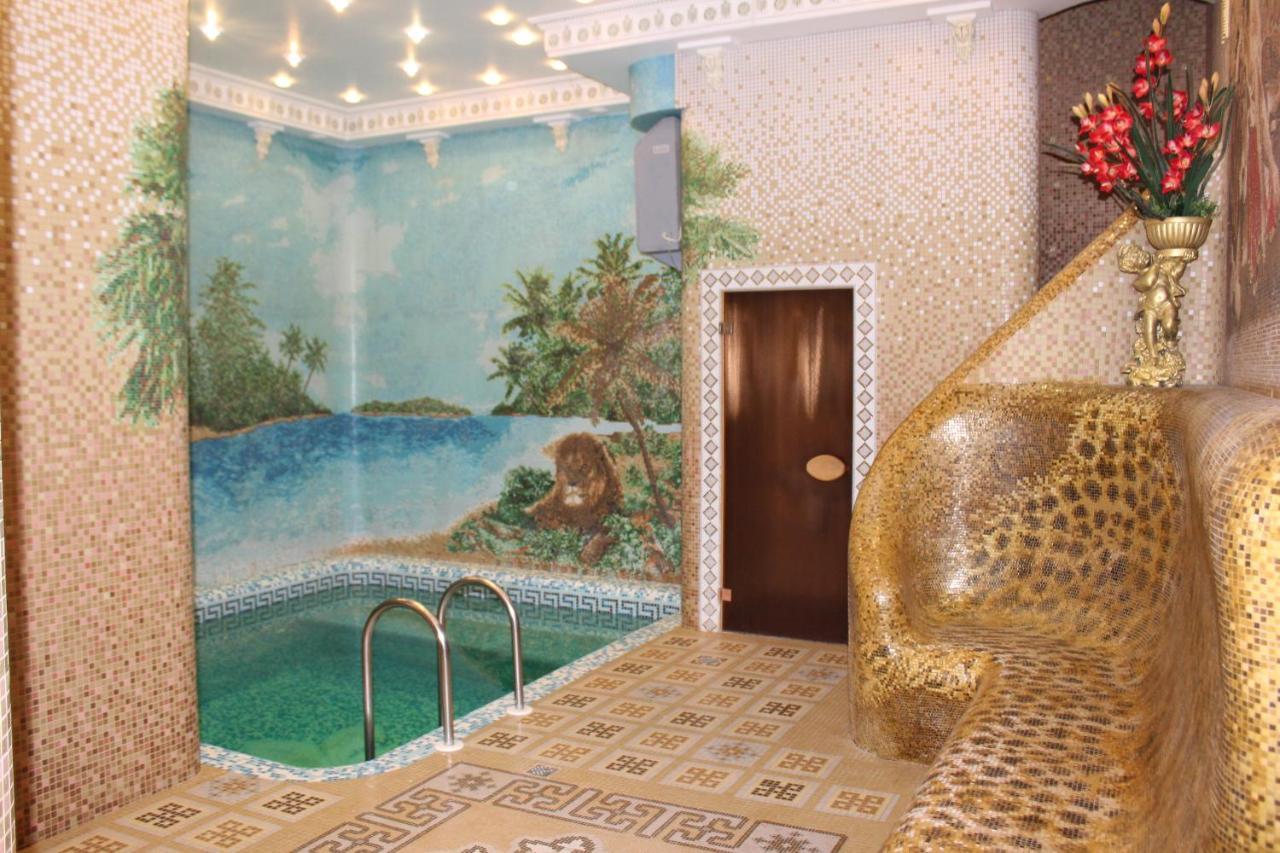 Ceasar Hotel Mykolajiv Buitenkant foto