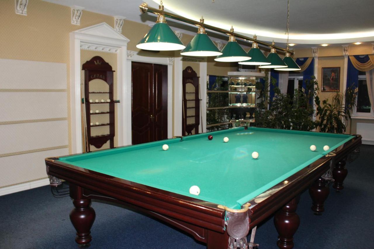 Ceasar Hotel Mykolajiv Buitenkant foto